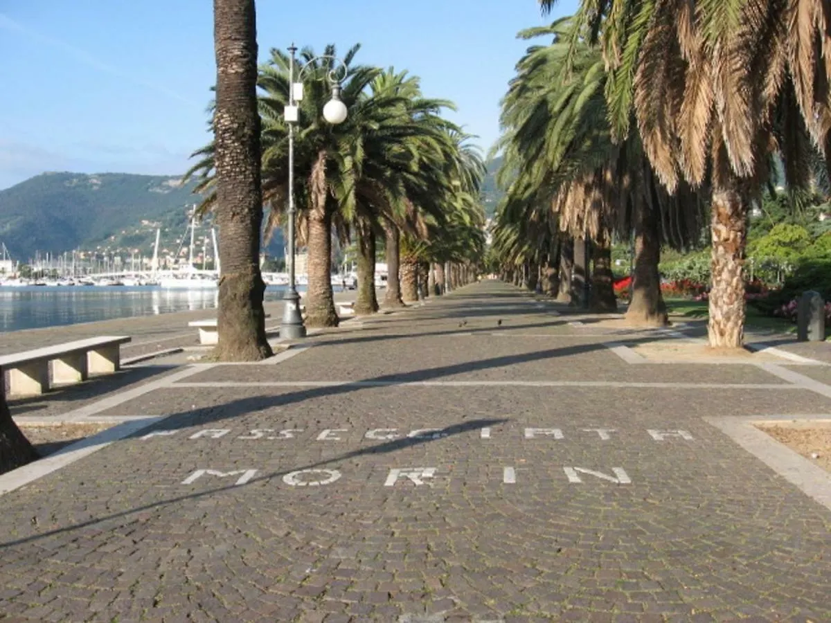 May Twins Home La Spezia 0*,  Italy